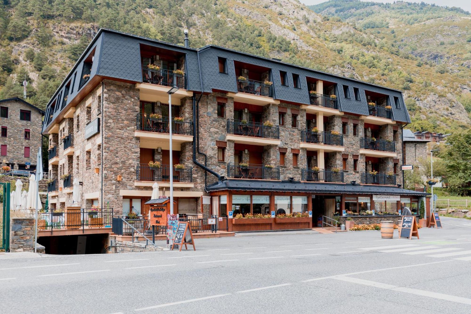 Pierre & Vacances Aparthotel La Tulipa Ордино Екстериор снимка