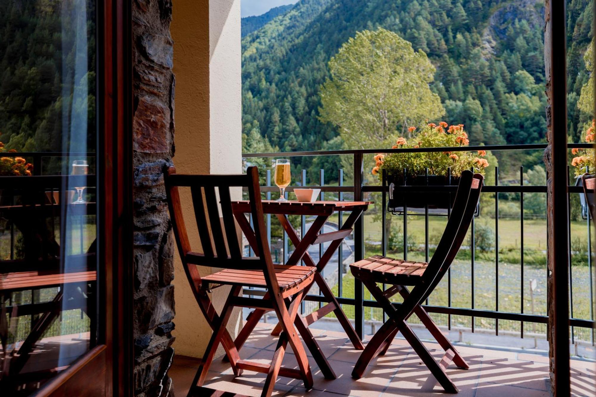 Pierre & Vacances Aparthotel La Tulipa Ордино Екстериор снимка