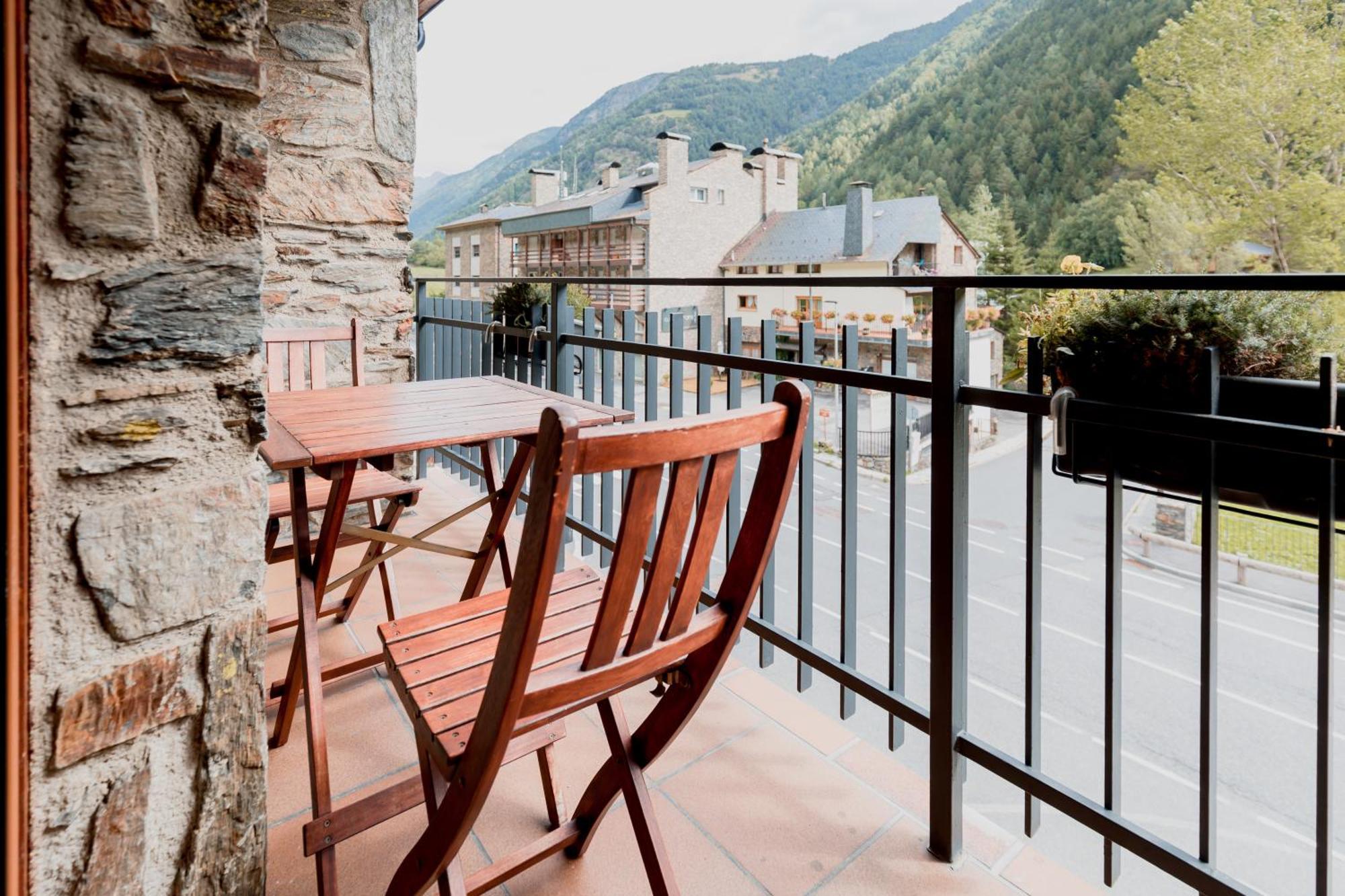 Pierre & Vacances Aparthotel La Tulipa Ордино Екстериор снимка