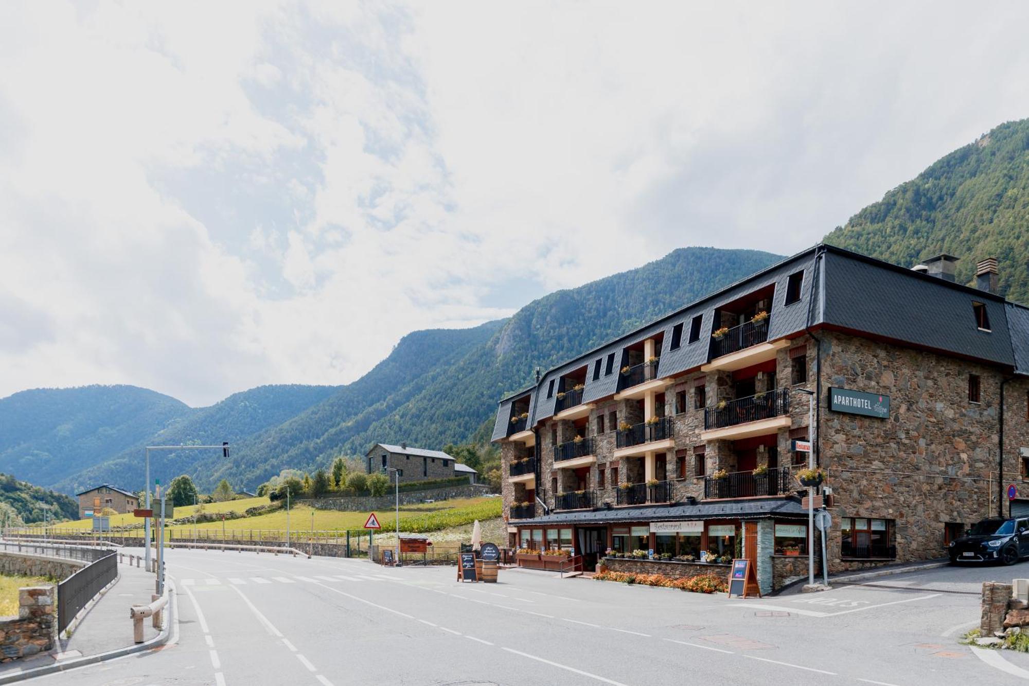 Pierre & Vacances Aparthotel La Tulipa Ордино Екстериор снимка