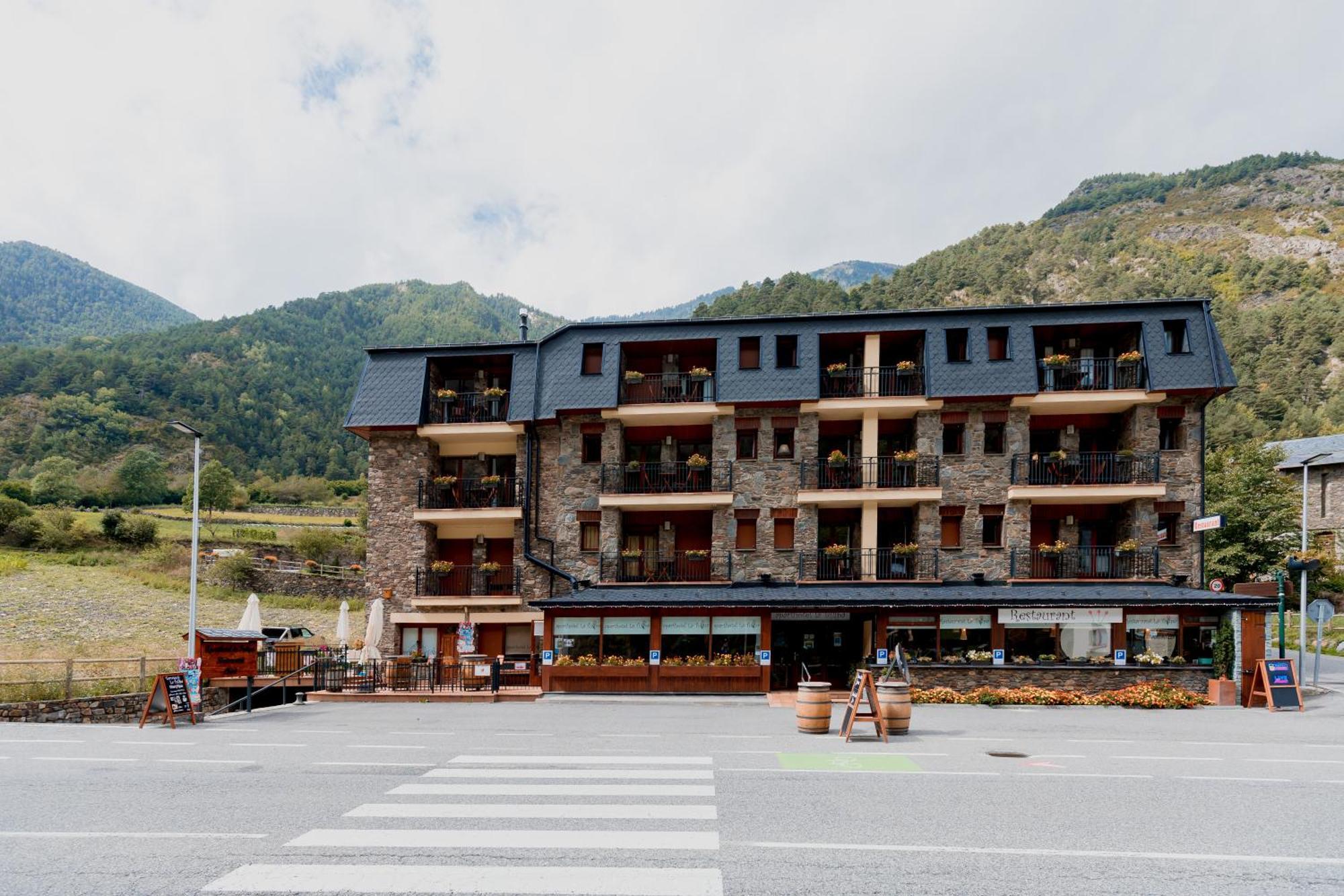 Pierre & Vacances Aparthotel La Tulipa Ордино Екстериор снимка